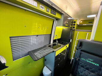 Mercedes-Benz Sprinter s vestavbou Eastwander XXL - 12