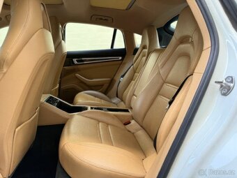 2018 Porsche Panamera E-Hybrid 4 Executive AWD 2.9 - 12