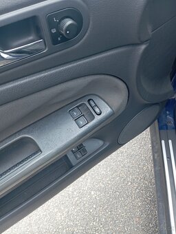 W Passat B5.5 1.9TDI 96kw r.v.2004 faselif - 12