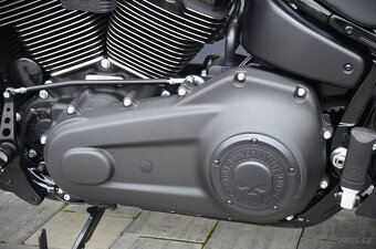 Harley Davidson Softail Street Bob 114  CZ původ / záruka - 12