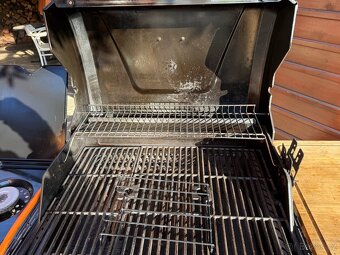HYBRIDNÍ GRIL CHAR-BROIL - 12