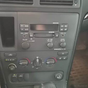 volvo v 70 - 12