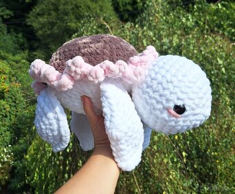 Háčkované ručně vyráběné hračky - 12