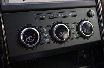 Land Rover Discovery 3.0 SDV6 SE - 12