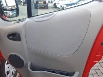 OPEL VIVARO Life 1.9DCI 74KW WESTFALIA R.V.2004 - 12