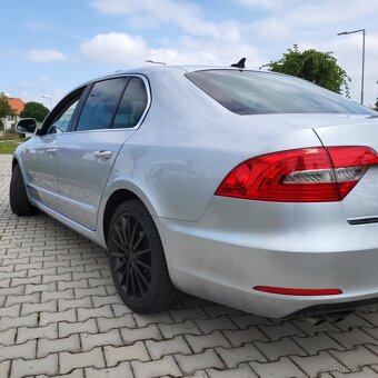 Superb 1.6 tdi - 12