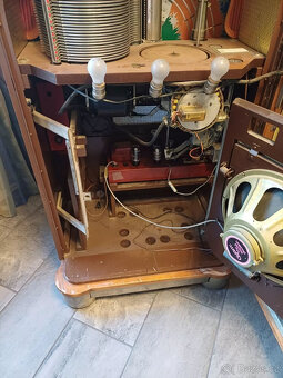 Originální Jukebox Music Box Wurlitzer 1015 z roku 1946 no R - 12