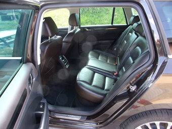 Škoda Superb II Laurin & Klement ,2.0 TDI,DSG,TOP stav  - 12