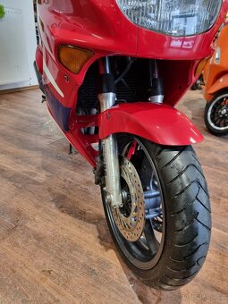 Honda CBR 1000 F - 12