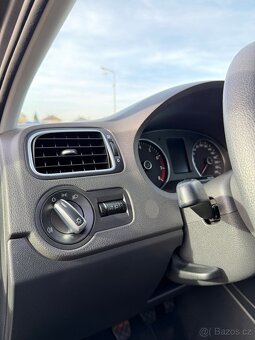 Volkswagen Polo, 1.4 MPI 63 kW A/C 1.MAJ - 12
