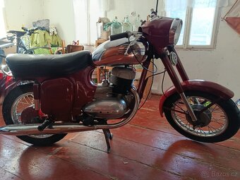 Jawa 250/559 - 12