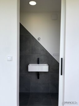 Moderní přemístitelný tiny house 2+kk - 12