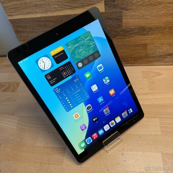 iPad 8 (2020) 32GB (12 měsíců záruka) - 12