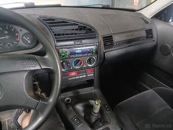 Bmw e 36 318i - 12