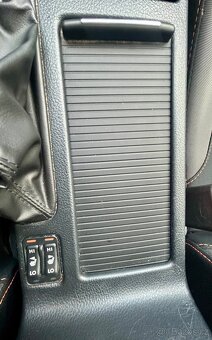 Subaru XV 2.0D 4x4 MANUÁL XENON-KAMERA-VÝHŘEV-SERVISKA-2017 - 12