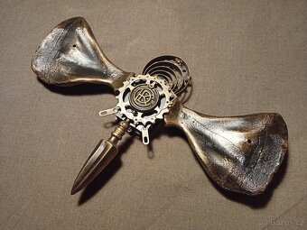STEAMPUNK RECYCLE ART - PATINOVANÝ KOV. AUTORSKÁ TVORBA - 12