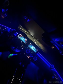Mercedes CLA 200D - 12