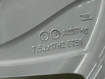 Letní originál alu sada VW Golf VIII Richmond 17” 5x112 - 12