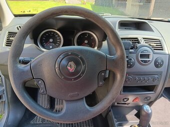 Renault Megane - 12