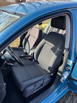 Volkswagen Golf V - 12