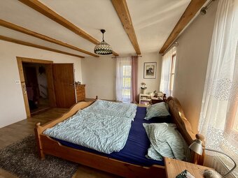 Prodej rodinného domu 200 m2, pozemek 1.207 m2 - 12