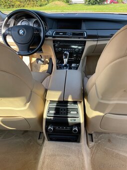 BMW 7 - Luxusní sedan pro náročné - 12
