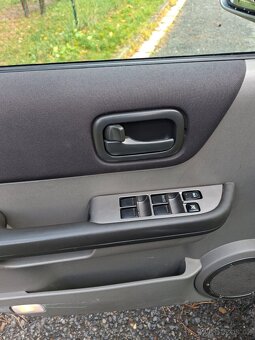 Nissan X-Trail 2.2 dci 4x4 - 12