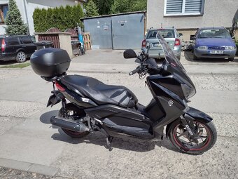 Yamaha x max 250i - 12