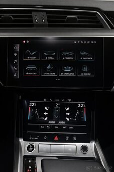 AUDI E-TRON 55 QUATTRO 300kw DPH ZÁRUKA - 12