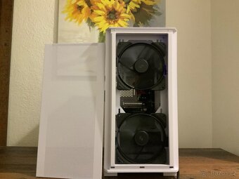 (prodáno) Montech AIR 100 White V4 PC - 12