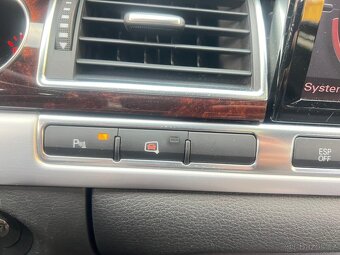 Audi a8 - 12