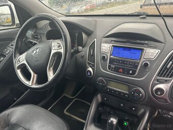 Hyundai ix35 2.0 4x4 NEJLEVNĚJŠÍ V ČR - 12