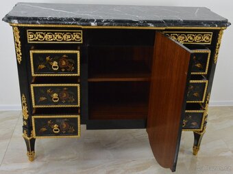 Zámecká malovaná komoda s mramorovou deskou-145 cm - 12