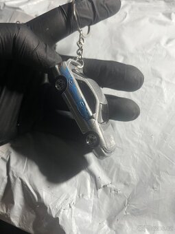 Hot Wheels přívěšek - 12