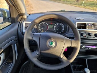 Škoda Roomster 1,4 16 V 63 KW , tažné zař., nové rozvody - 12