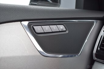 Volvo XC90 D5 R-DESIGN AWD 7.MÍST TAŽNÉ DPH ČR - 12