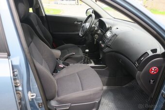 HYUNDAI I30 SW 1.6 16V, KLIMA, TAŽNÉ - 12