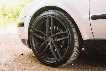 Volkswagen Passat B5.5 2.0i 85 kW | DOVOZ DE - 12