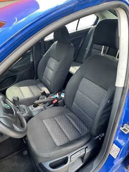 Škoda Octavia II 1.6 TDI - 12