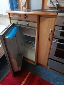 Obytný přívěs, karavan SWIFT-ECCLES r.v.2007 - 12