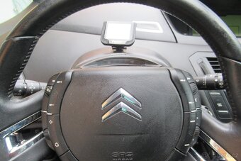 Citroën C4 Picasso 1.6 HDi 80 KW - 12