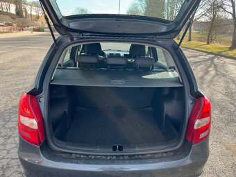 Škoda Fabia II Combi 1.2 HTP - 12