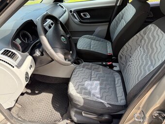 ŠKODA ROOMSTER 2007 1.4i 16v STYLE - 12