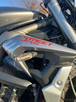 Triumph street triple 765 RS 2022 - 12