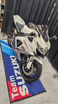 Suzuki GSX-R 750 k9 - 12