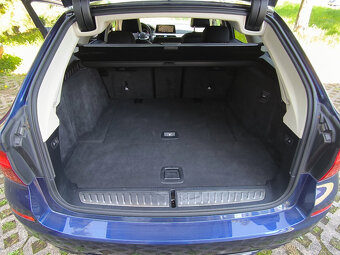 BMW 530i xDrive SportLine - 12
