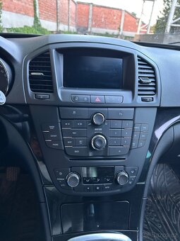 Opel Insignia COMBI 2.0 CDTi 96KW NAVIGACE / DIGIKLIMA - 12