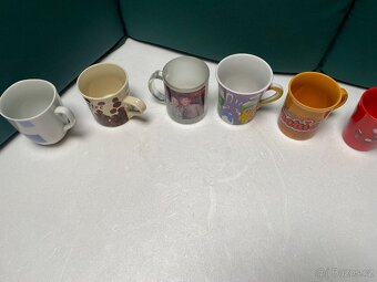 Sada hrnků – různé druhy, objem 250–600 ml (20 ks) - 12