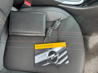 Opel Insignia 1.4 T 103 KW Tempomat Navi výhřev volantu - 12