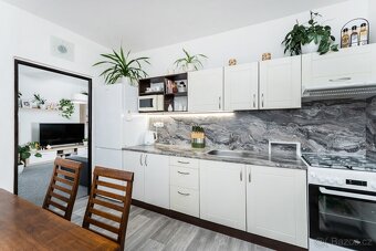 Byt 2+1 (70m2) Hradec Králové - 12